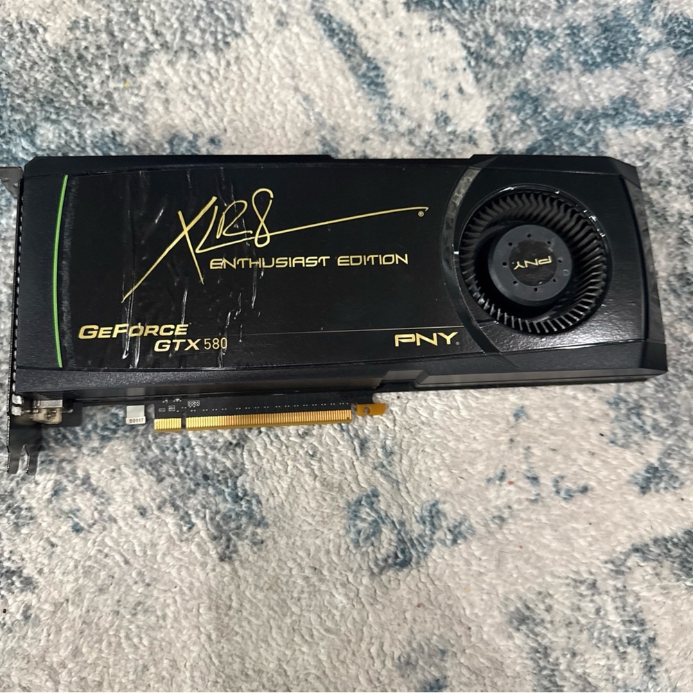 PNY Nvidia Geforce GTX 580 Enthusiast Edition 1536MB Video Graphics Card